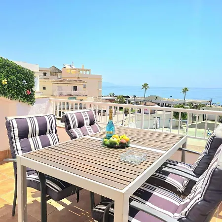 Appartement Lidia 2 Front Line Beach, One Bed *