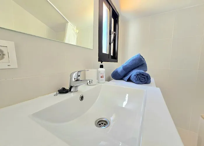 Lidia 2 Front Line Beach, One Bed * Torremolinos