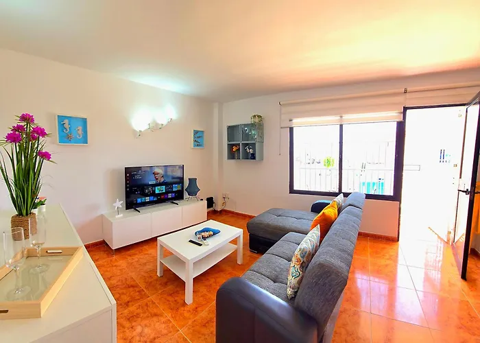 Lidia 2 Front Line Beach, One Bed * Torremolinos