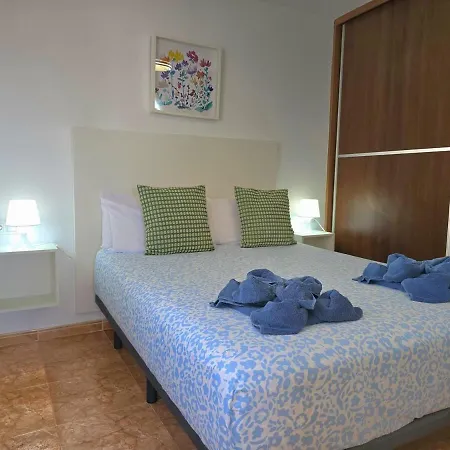 Apartamento Lidia 2 Front Line Beach, One Bed *