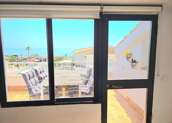 Lidia 2 Front Line Beach, One Bed Apartamento Torremolinos